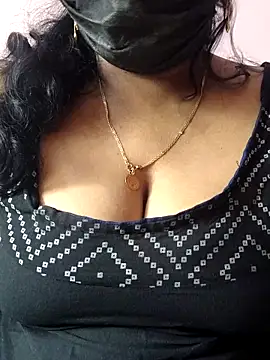 mallu-sumi online show from 04-09-26, 06:19