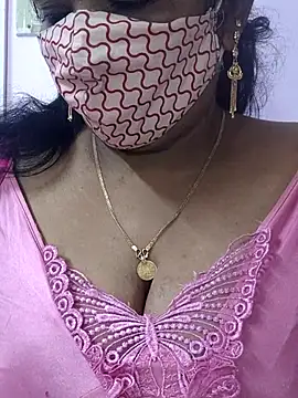 Snapshot of mallu-sumi chatting on 07-04-26, 07:09 mallu-sumi online show from 07-04-26, 07:09