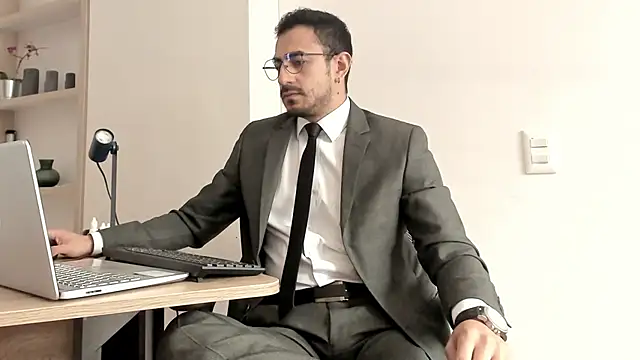 Snapshot of pablo-rincon95 chatting on 01-09-25, 03:44 pablo-rincon95 online show from 01-09-25, 03:44