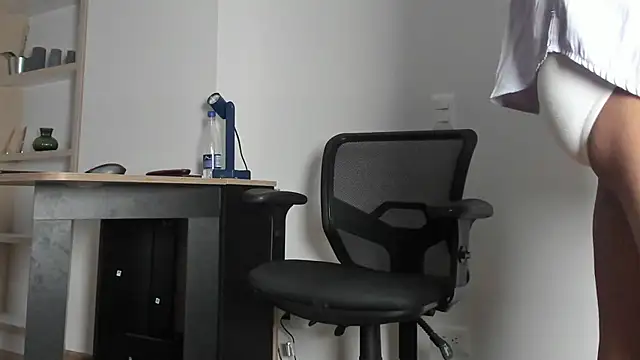 Snapshot of pablo-rincon95 chatting on 02-19-25, 10:56 pablo-rincon95 online show from 02-19-25, 10:56