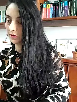 amellie ros online show from 12-27-24, 07:35