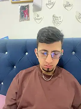 Snapshot of stivevv chatting on 07-18-26, 02:16 stivevv online show from 07-18-26, 02:16