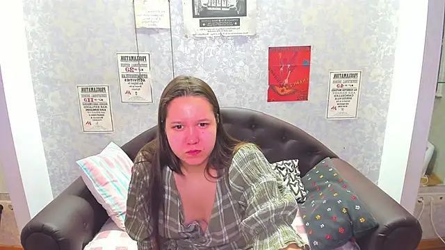 Snapshot of Mira_Karter chatting on 01-28-25, 02:00 Mira Karter online show from 01-28-25, 02:00