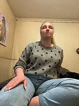 Snapshot of Joannakiss chatting on 03-13-25, 02:33 Joannakiss online show from 03-13-25, 02:33