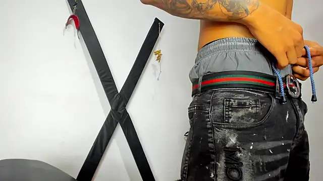 Hana and Zeta online show from 03-06-25, 12:19