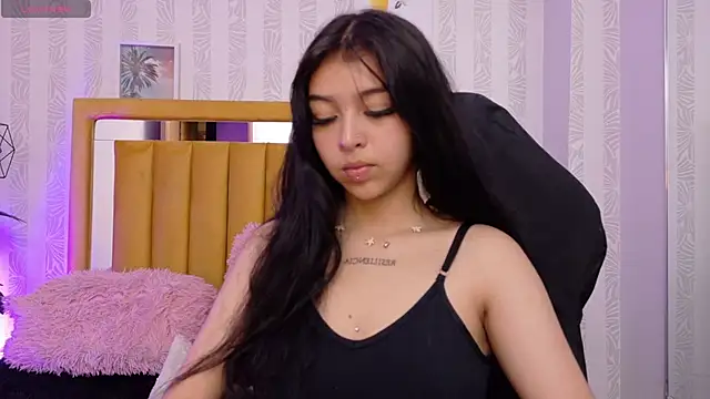 Snapshot of pettit_courtny chatting on 09-18-25, 09:06 pettit courtny online show from 09-18-25, 09:06