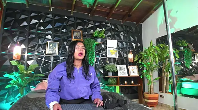 karla 999 online show from 03-19-25, 12:15