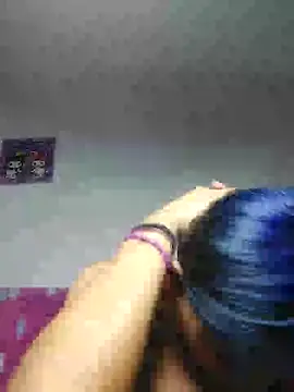 Snapshot of azulzulix chatting on 01-28-25, 04:39 azulzulix online show from 01-28-25, 04:39