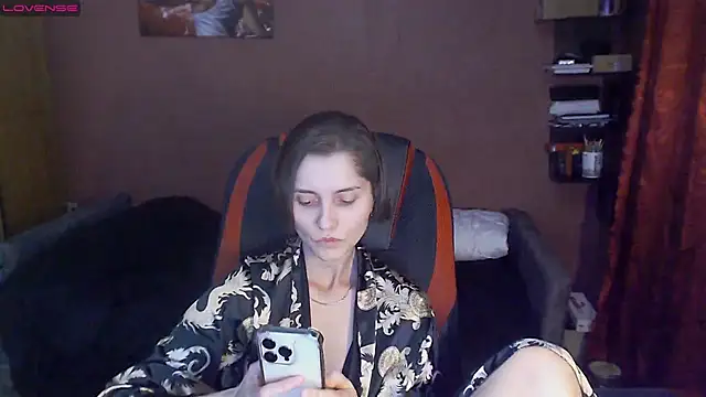 Snapshot of womanstrong78 chatting on 01-27-25, 06:52 womanstrong78 online show from 01-27-25, 06:52