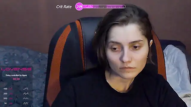 Snapshot of womanstrong78 chatting on 02-25-25, 01:28 womanstrong78 online show from 02-25-25, 01:28