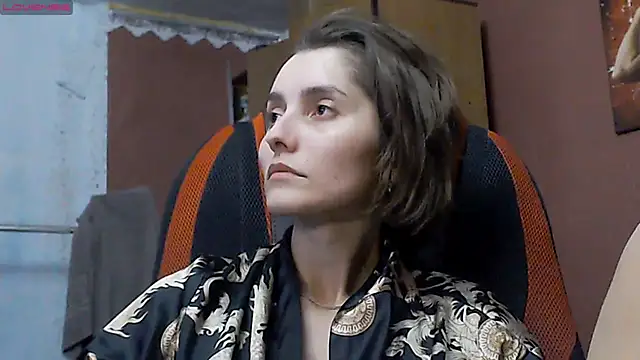 Snapshot of womanstrong78 chatting on 02-27-25, 02:00 womanstrong78 online show from 02-27-25, 02:00