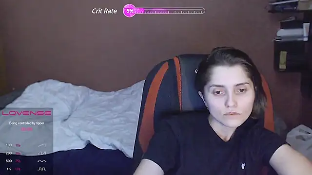 Snapshot of womanstrong78 chatting on 03-08-25, 04:17 womanstrong78 online show from 03-08-25, 04:17