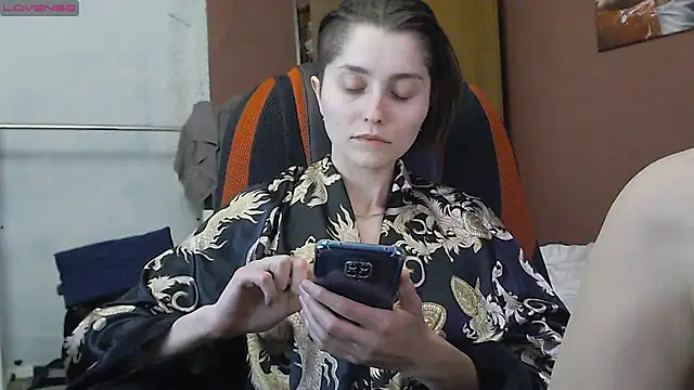 Snapshot of womanstrong78 chatting on 03-17-25, 12:25 womanstrong78 online show from 03-17-25, 12:25