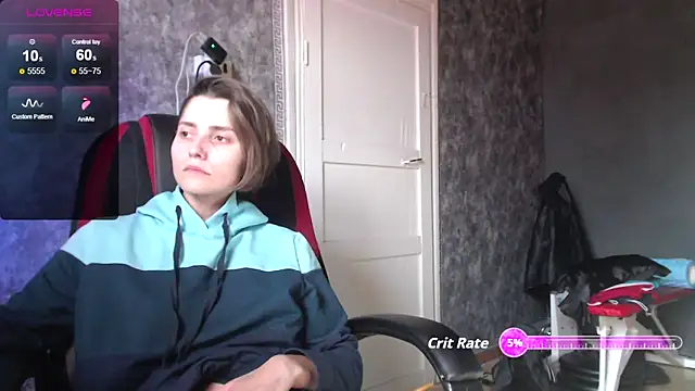 Snapshot of womanstrong78 chatting on 09-24-25, 05:44 womanstrong78 online show from 09-24-25, 05:44