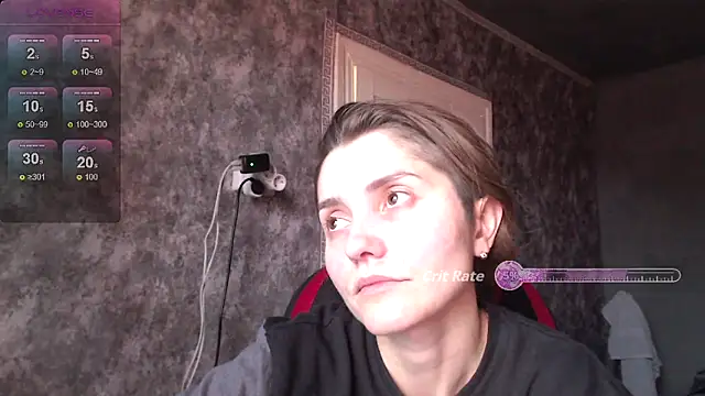 Snapshot of womanstrong78 chatting on 10-24-25, 06:21 womanstrong78 online show from 10-24-25, 06:21