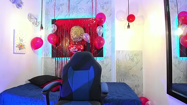 Snapshot of Erick_Zhimerman chatting on 02-14-25, 04:04 Erick Zhimerman online show from 02-14-25, 04:04