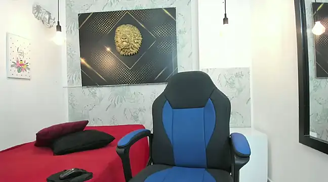 Snapshot of Erick_Zhimerman chatting on 02-18-25, 04:04 Erick Zhimerman online show from 02-18-25, 04:04