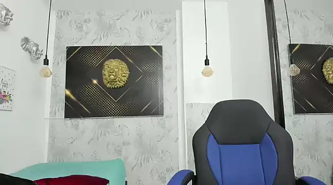 Snapshot of Erick_Zhimerman chatting on 02-19-25, 03:06 Erick Zhimerman online show from 02-19-25, 03:06