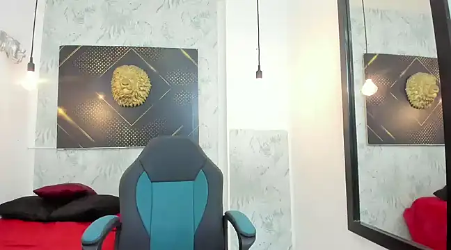 Snapshot of Erick_Zhimerman chatting on 02-23-25, 06:28 Erick Zhimerman online show from 02-23-25, 06:28