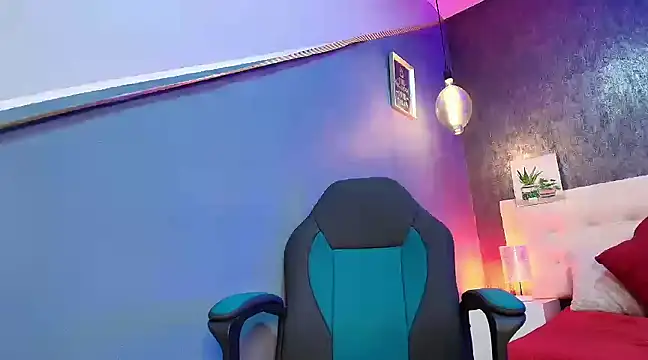 Snapshot of Erick_Zhimerman chatting on 02-27-25, 03:36 Erick Zhimerman online show from 02-27-25, 03:36