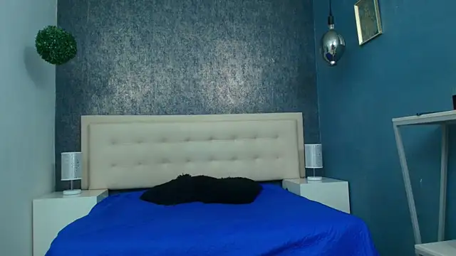 Snapshot of Erick_Zhimerman chatting on 09-13-25, 03:06 Erick Zhimerman online show from 09-13-25, 03:06