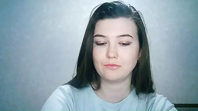 Snapshot of SeductiveTati chatting on 12-08-24, 12:29 SeductiveTati online show from 12-08-24, 12:29