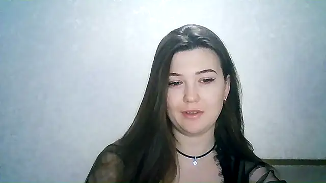 Snapshot of SeductiveTati chatting on 12-10-24, 10:05 SeductiveTati online show from 12-10-24, 10:05