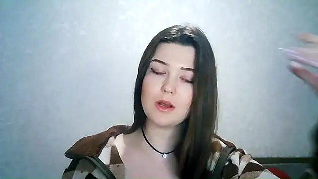 Snapshot of SeductiveTati chatting on 12-13-24, 01:59 SeductiveTati online show from 12-13-24, 01:59