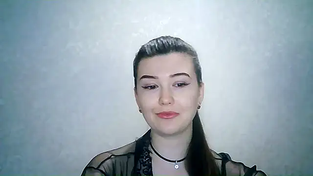 Snapshot of SeductiveTati chatting on 12-15-24, 03:42 SeductiveTati online show from 12-15-24, 03:42