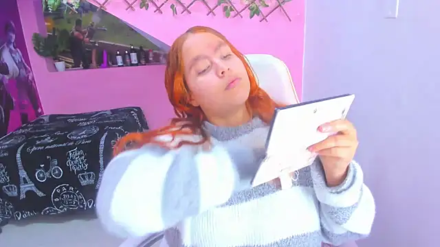 Snapshot of marcellaa303av chatting on 02-13-25, 03:29 marcellaa303av online show from 02-13-25, 03:29
