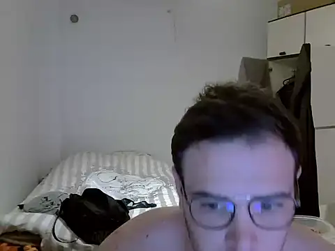 Snapshot of dadafla34 chatting on 12-14-24, 11:18 dadafla34 online show from 12-14-24, 11:18