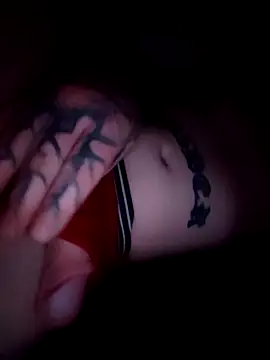 Snapshot of B1GBoyUk chatting on 03-15-25, 11:39 B1GBoyUk online show from 03-15-25, 11:39