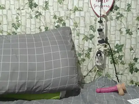 Snapshot of indiantina01 chatting on 02-17-25, 08:26 indiantina01 online show from 02-17-25, 08:26