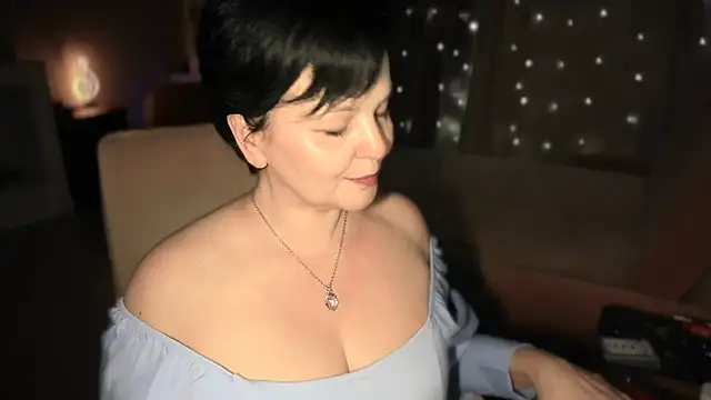 WitchBlueRose online show from 04-02-26, 06:38