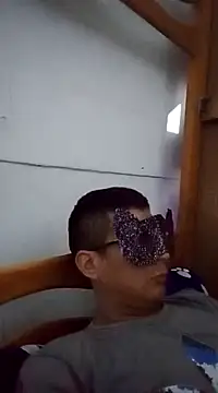 PequeArely online show from 12-04-24, 01:25