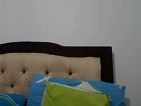 Snapshot of ScarletGlow1 chatting on 11-25-25, 11:38 ScarletGlow1 online show from 11-25-25, 11:38