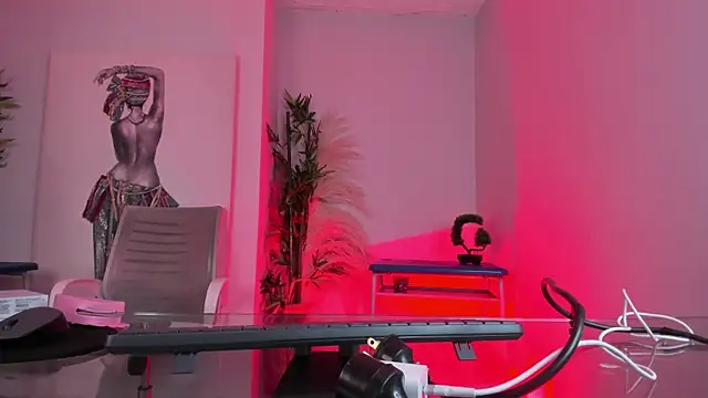 lilith-deveraux online show from 02-20-25, 12:47