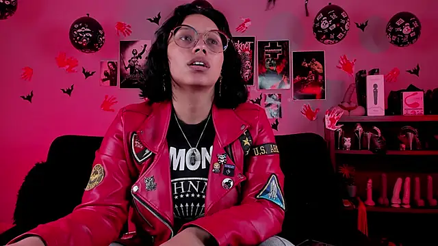 lilith-deveraux online show from 11-11-25, 09:59