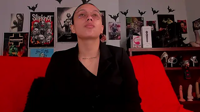 Snapshot of lilith-deveraux chatting on 05-14-26, 03:30 lilith-deveraux online show from 05-14-26, 03:30