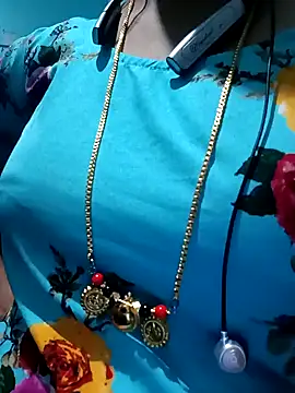 gunjan22 online show from 12-21-24, 03:42