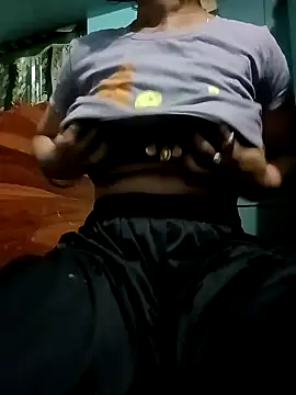 gunjan22 online show from 12-29-24, 02:52