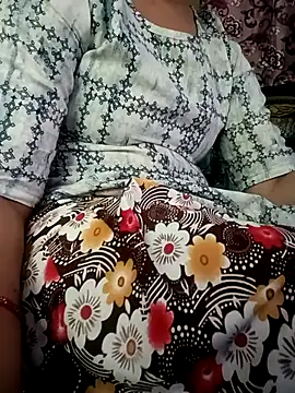 gunjan22 online show from 09-11-25, 07:41