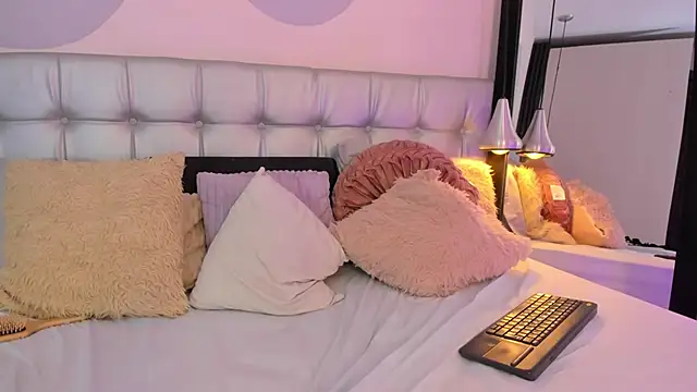 Snapshot of Axel_brunette1 chatting on 03-20-25, 11:12 Axel brunette1 online show from 03-20-25, 11:12