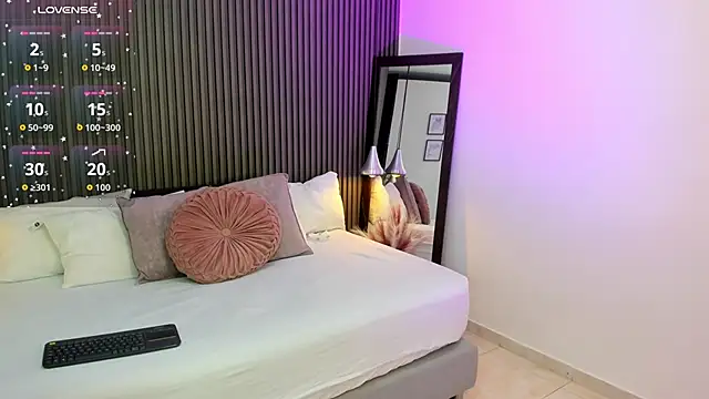 Snapshot of Axel_brunette1 chatting on 09-29-25, 07:30 Axel brunette1 online show from 09-29-25, 07:30