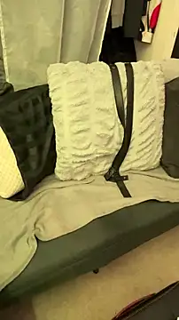 Snapshot of KySir1990 chatting on 11-21-25, 01:48 KySir1990 online show from 11-21-25, 01:48