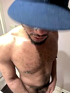 Snapshot of KySir1990 chatting on 11-28-25, 02:31 KySir1990 online show from 11-28-25, 02:31