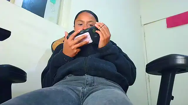 Samary thomas online show from 02-01-26, 01:48