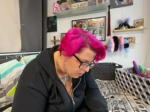 SunshineLexi online show from 02-11-25, 10:04