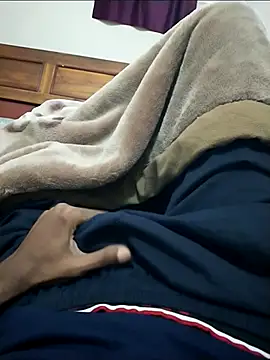 Snapshot of ravi707984 chatting on 11-15-25, 05:16 ravi707984 online show from 11-15-25, 05:16