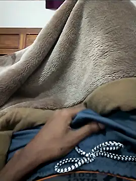 Snapshot of ravi707984 chatting on 11-24-25, 01:00 ravi707984 online show from 11-24-25, 01:00